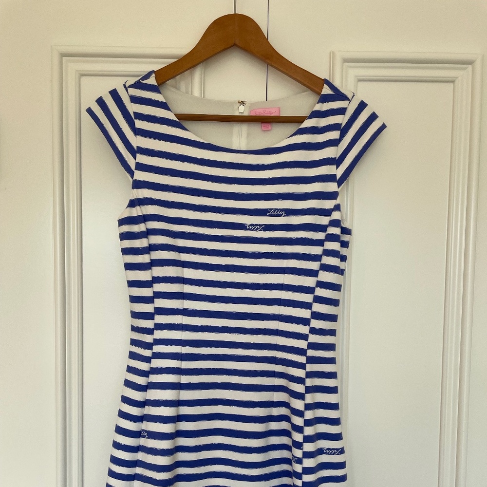 Lilly Pulitzer blue and white striped dress size M
